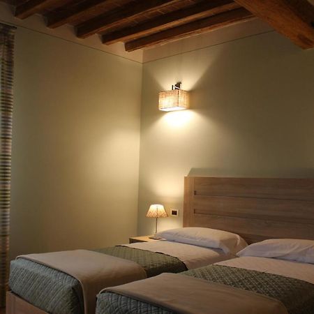 Albergo Da Ca' Vecia 斯皮拉波托 外观 照片
