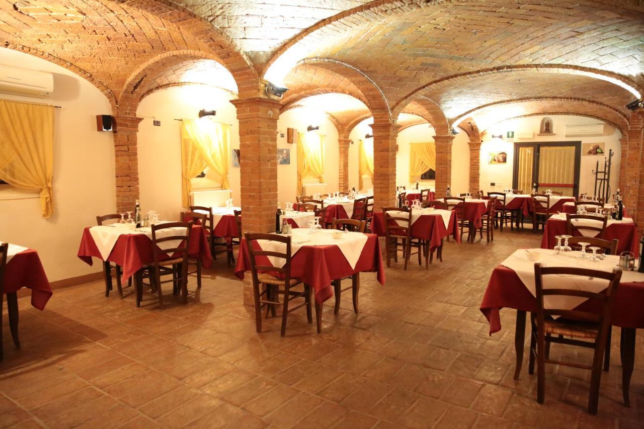 Albergo Da Ca' Vecia 斯皮拉波托 外观 照片